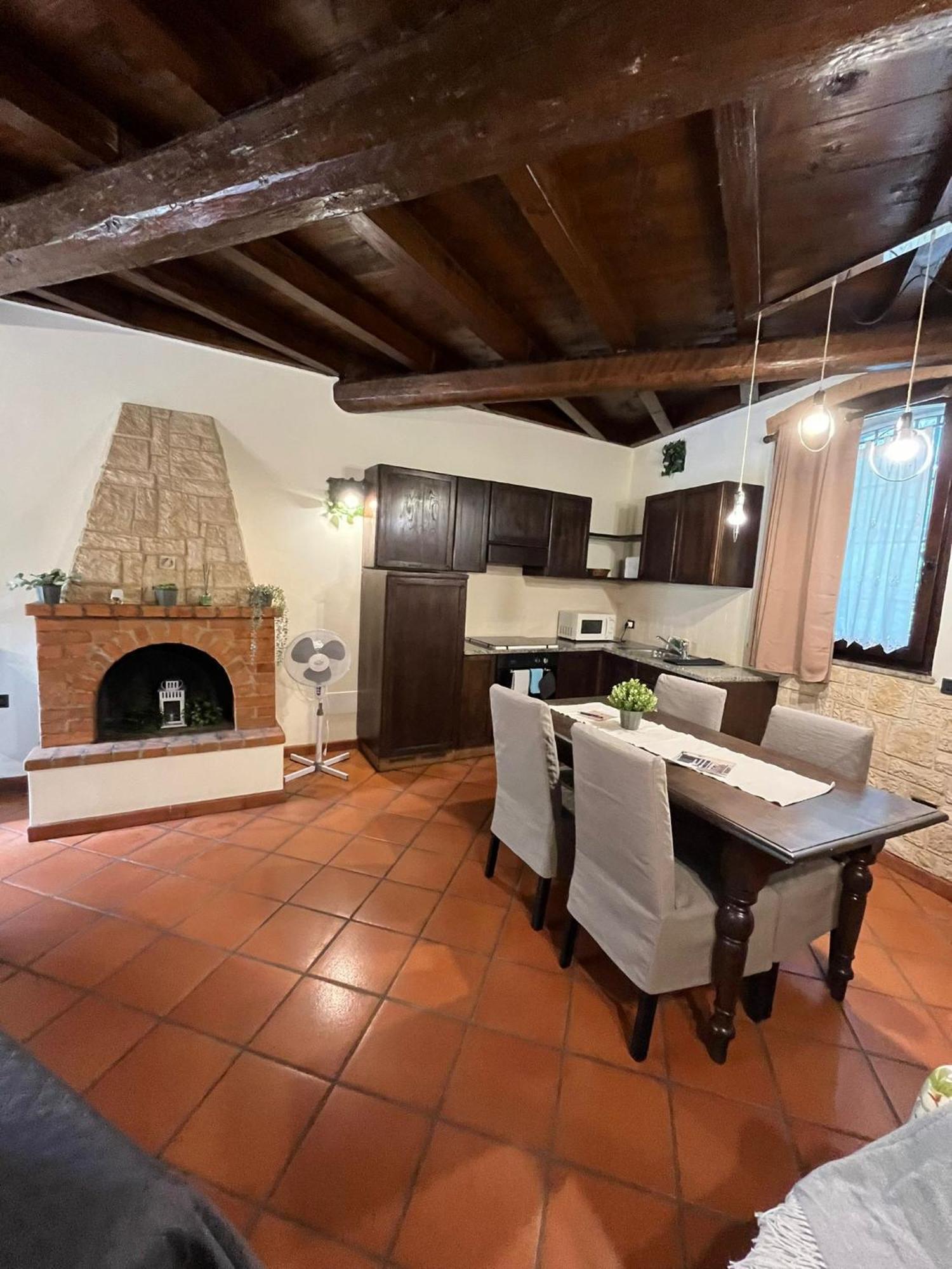 Monolocale Beatrice Abbadesse Guest House Milan Exterior photo
