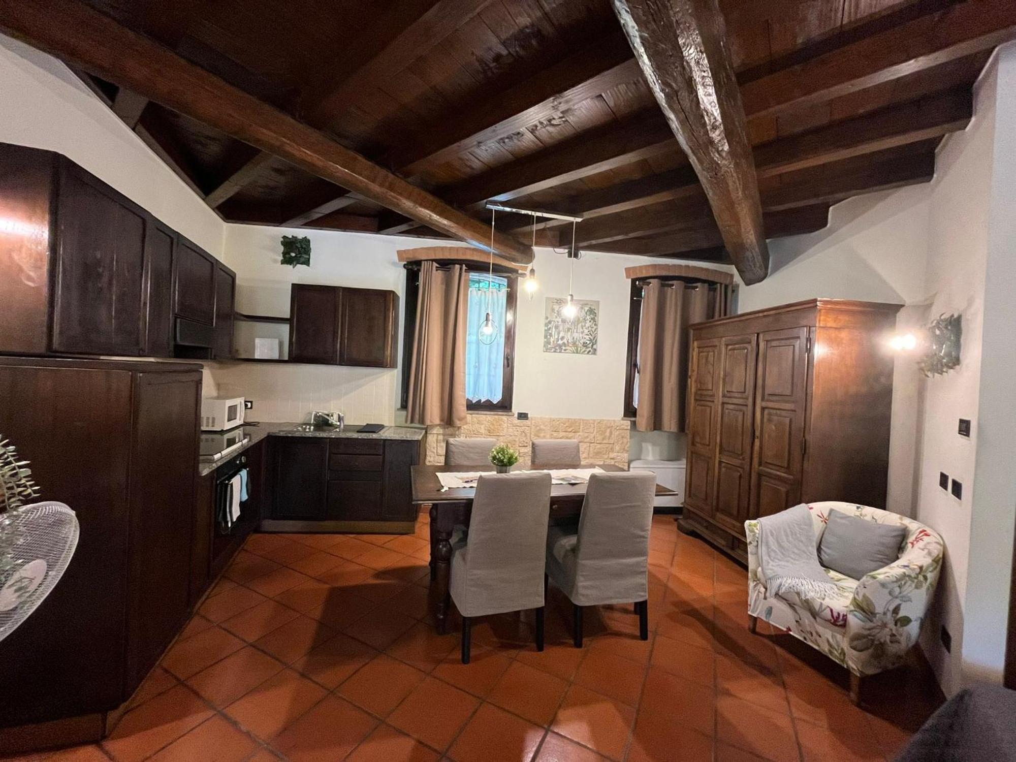 Monolocale Beatrice Abbadesse Guest House Milan Exterior photo